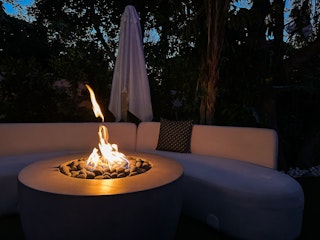 Outdoor fire pit lounge area