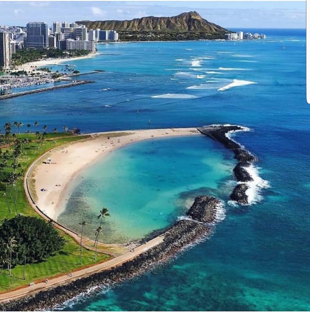 Ala Moana Beach Park Pool in Honolulu, Hawaii