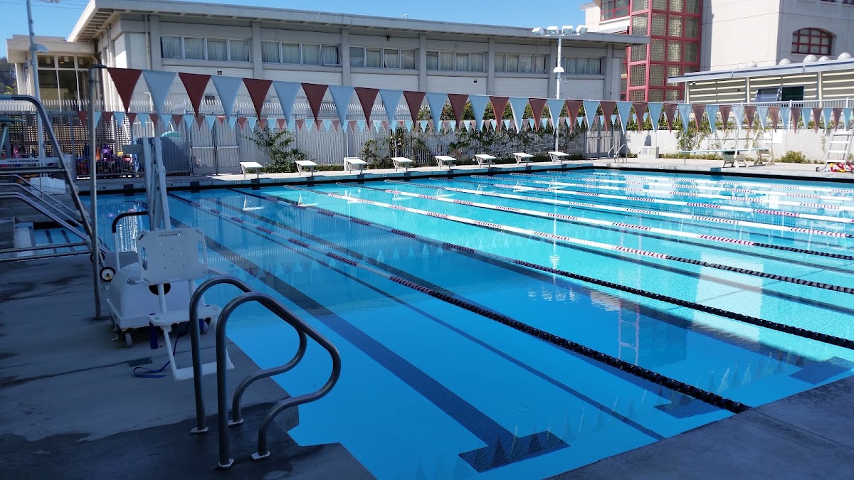 Albany Aquatic Center