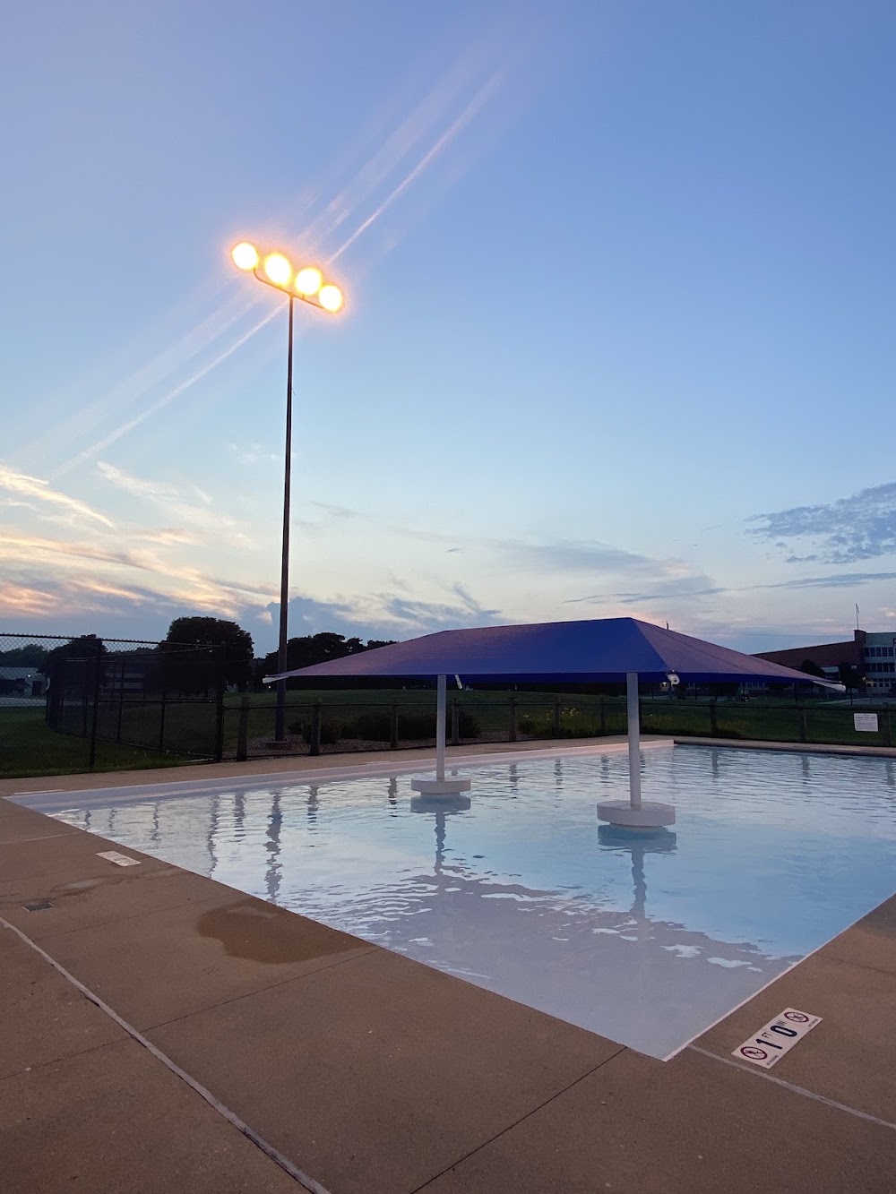 Birdland Pool