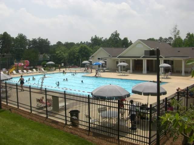 Bradfield Farms Peacock Lane pool
