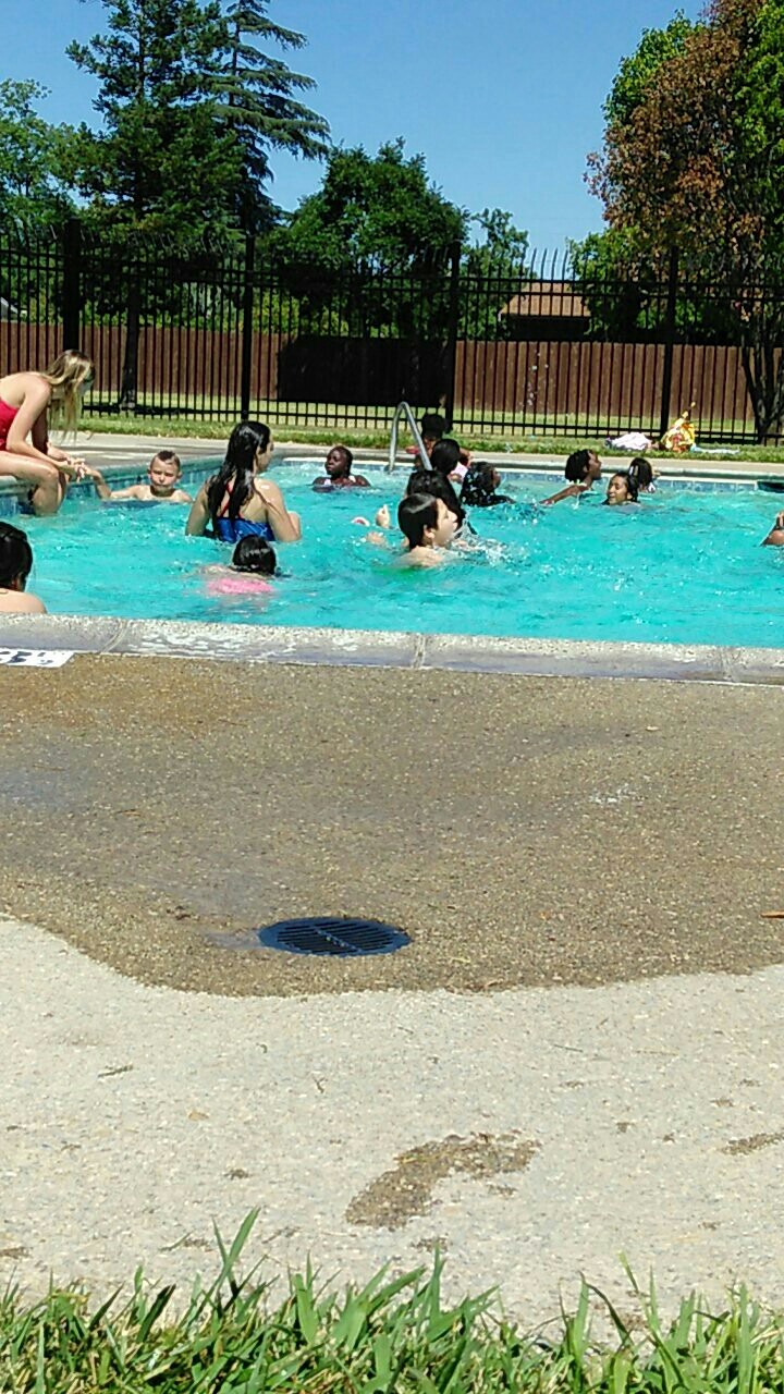Brooking Park Pool