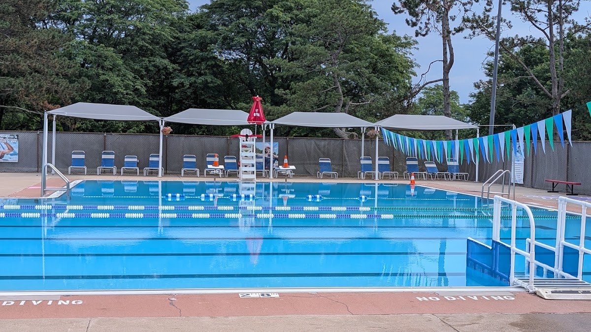 Buhr Outdoor Pool