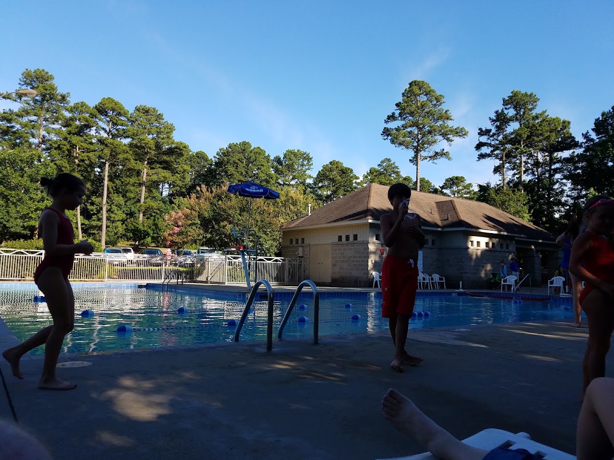 Chenonceau Park & Pool