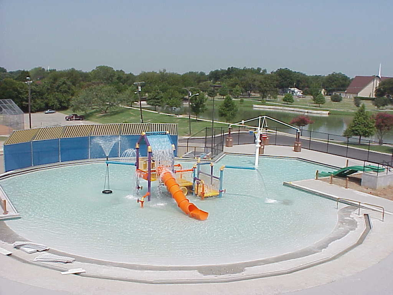 City Lake Aquatic Center in Dallas, Texas