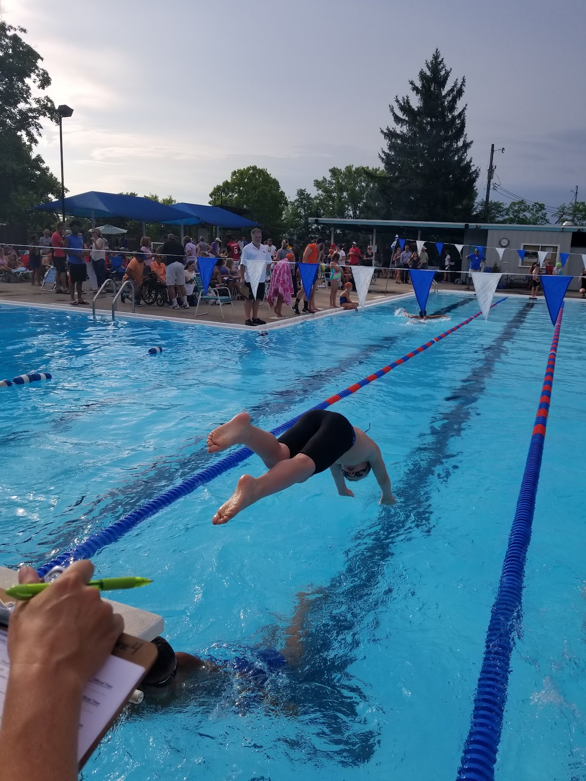 Clinton Hills Swim Club