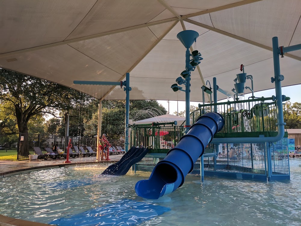 Colonial Park Pool in Houston, Texas