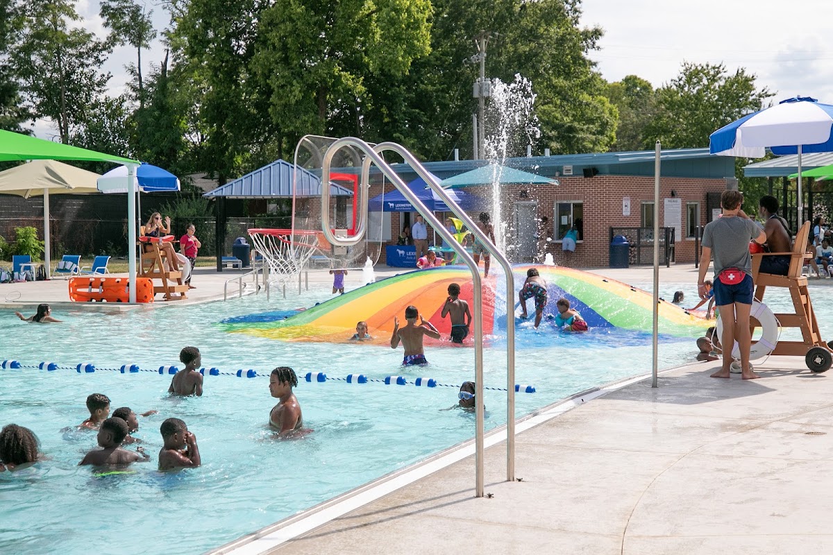 Douglass Aquatic Center & Sprayground