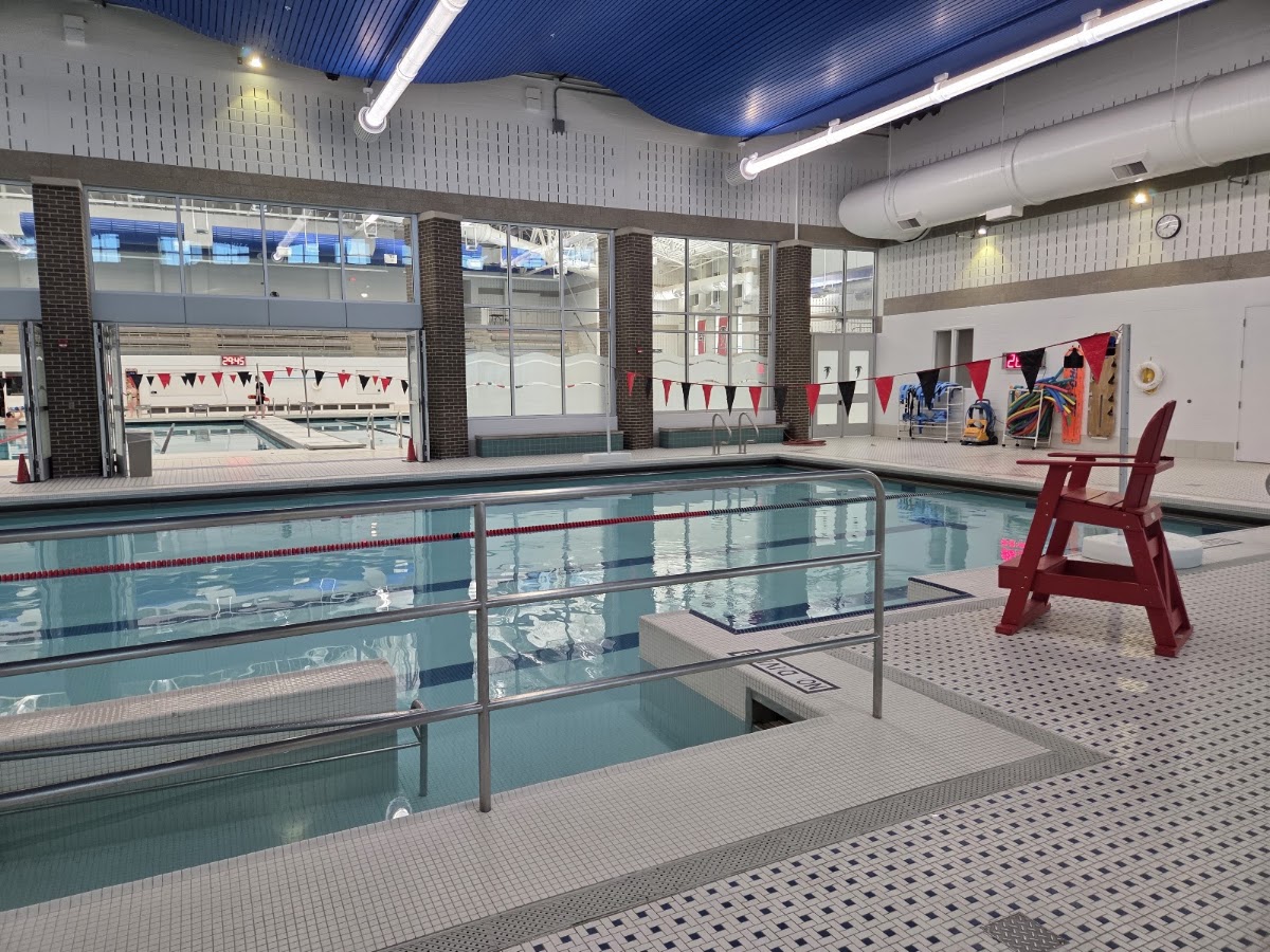 East Kentwood Aquatic Center