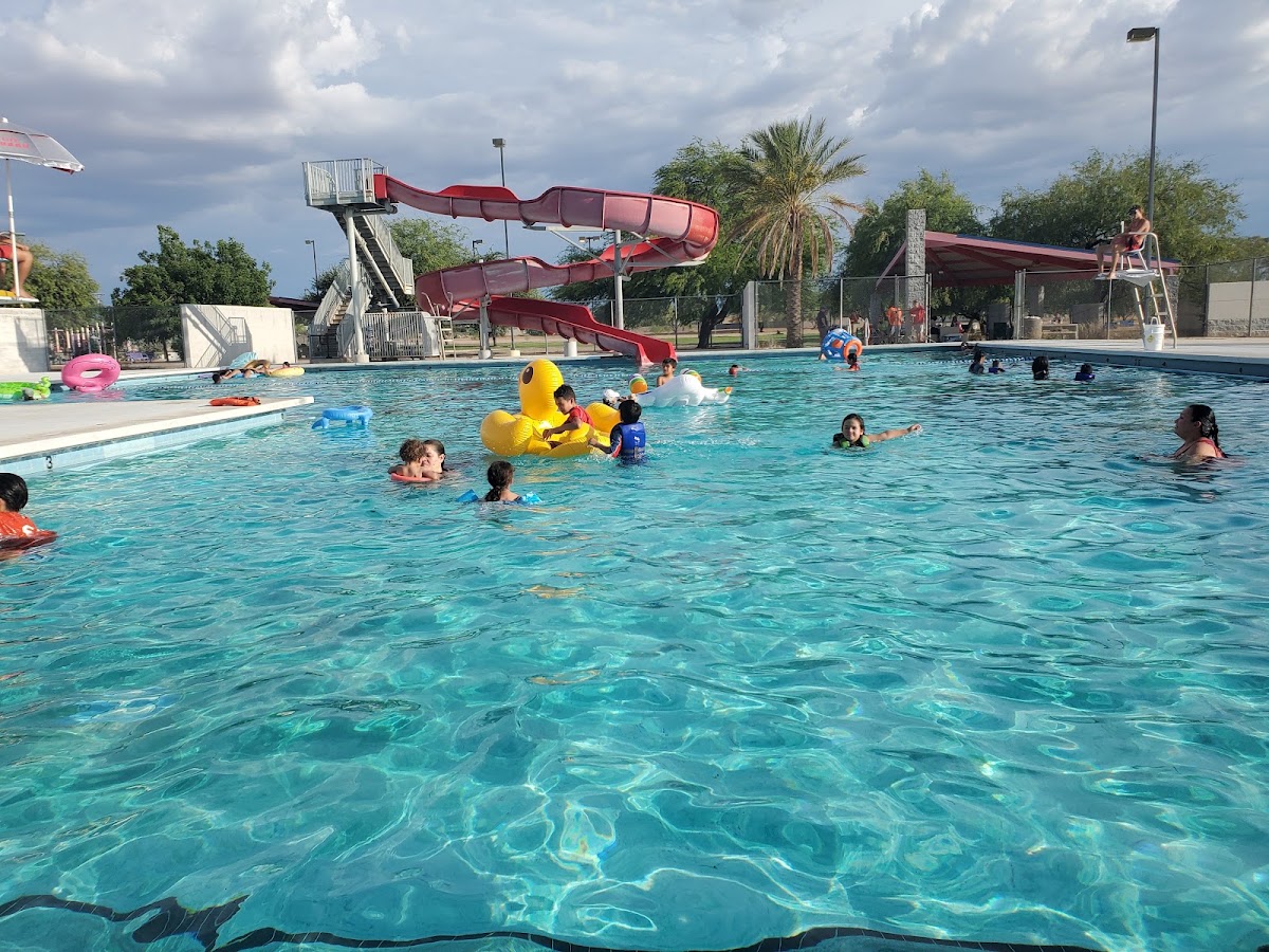 El Pueblo Swimming Pool
