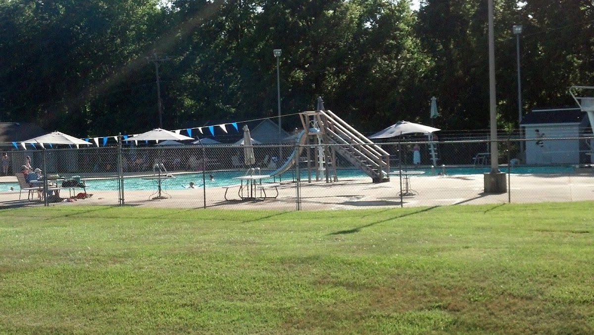 Eno Valley Swim & Racquet Club