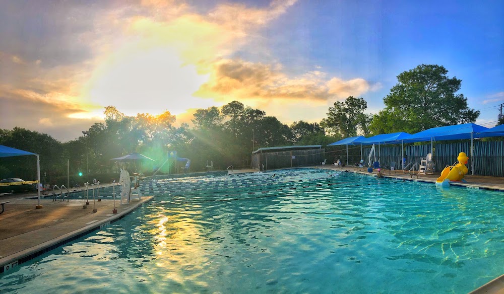Evergreen and Elaine Wood Therapy Pool Complex in Houston, Texas