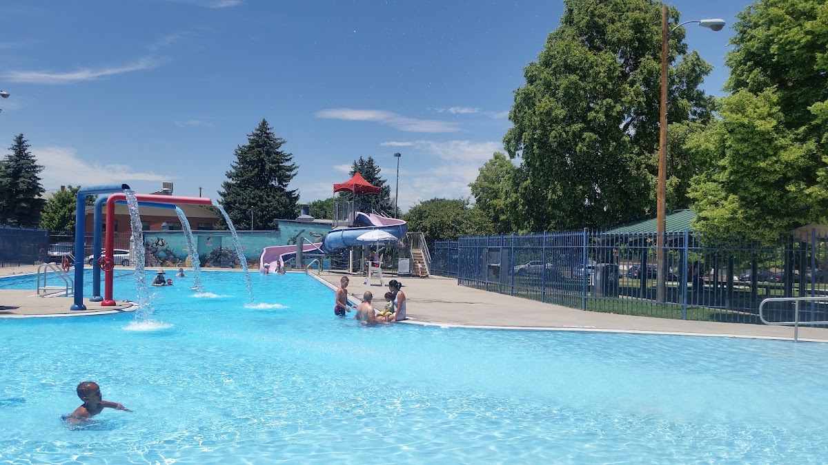 Globeville-Argo Park Outdoor Pool