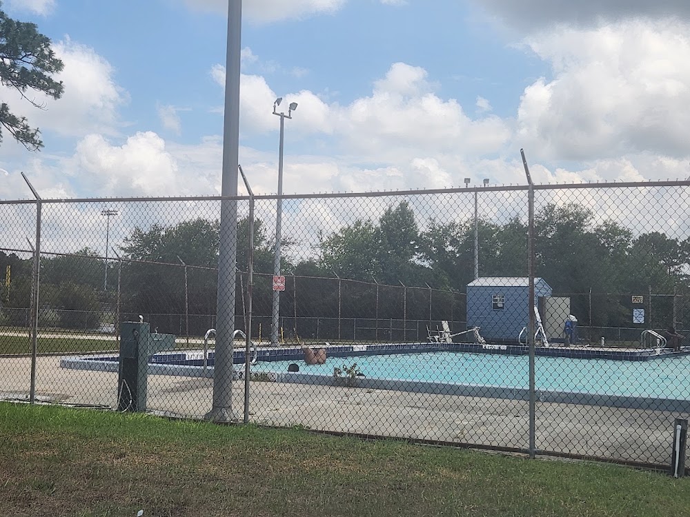 Highlands-Middle Swimming Pool in Jacksonville, Florida