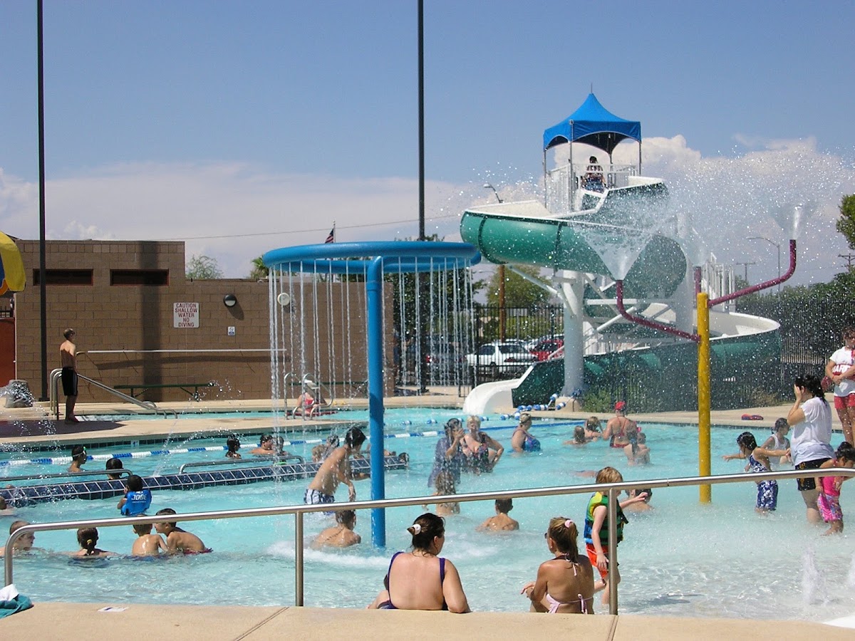 Hollyhock Community Pool