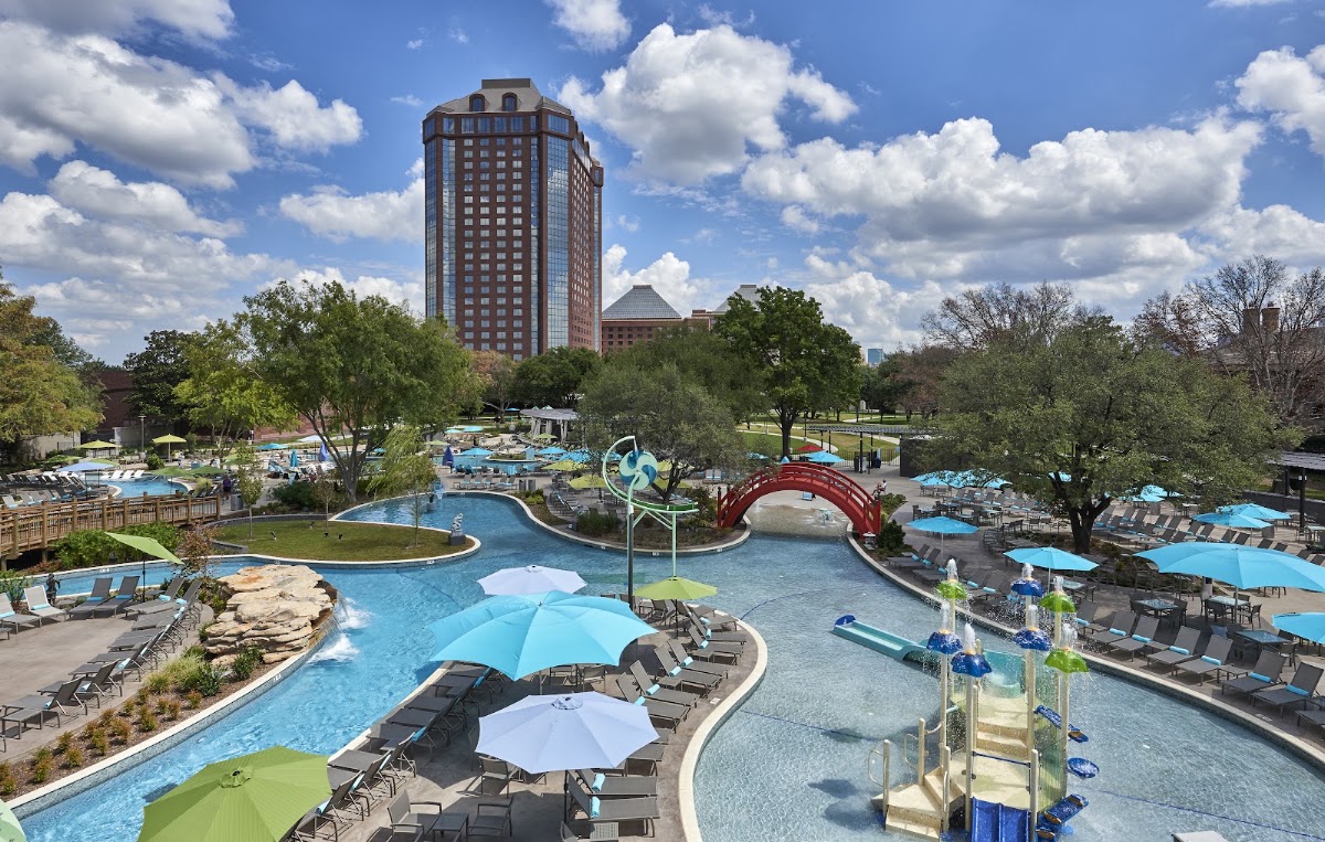JadeWaters Resort Pool in Dallas, Texas