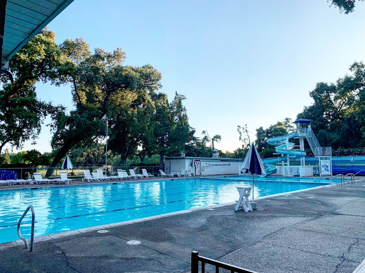 Jerry Fox Swim Center