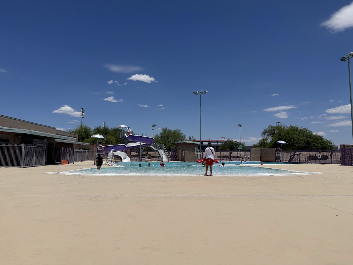 Kino Veterans Memorial Pool