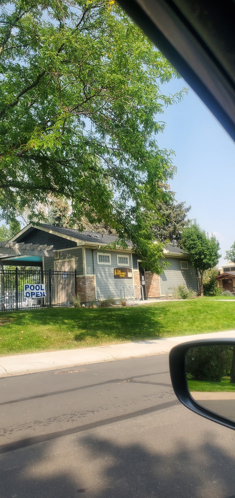 Landings Community Pool