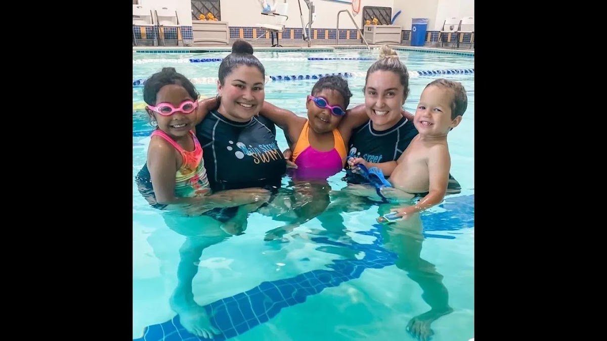 Main Street Swim School: Oceanside