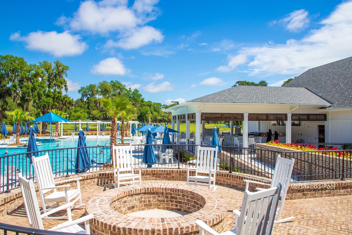 Marshwood Pool at The Landings Golf & Athletic Club
