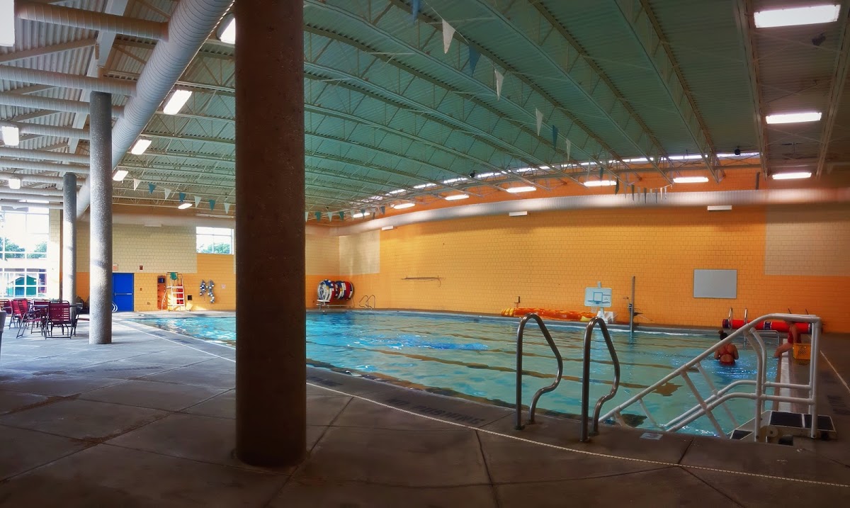 Mockingbird Hills Community Center and Pool