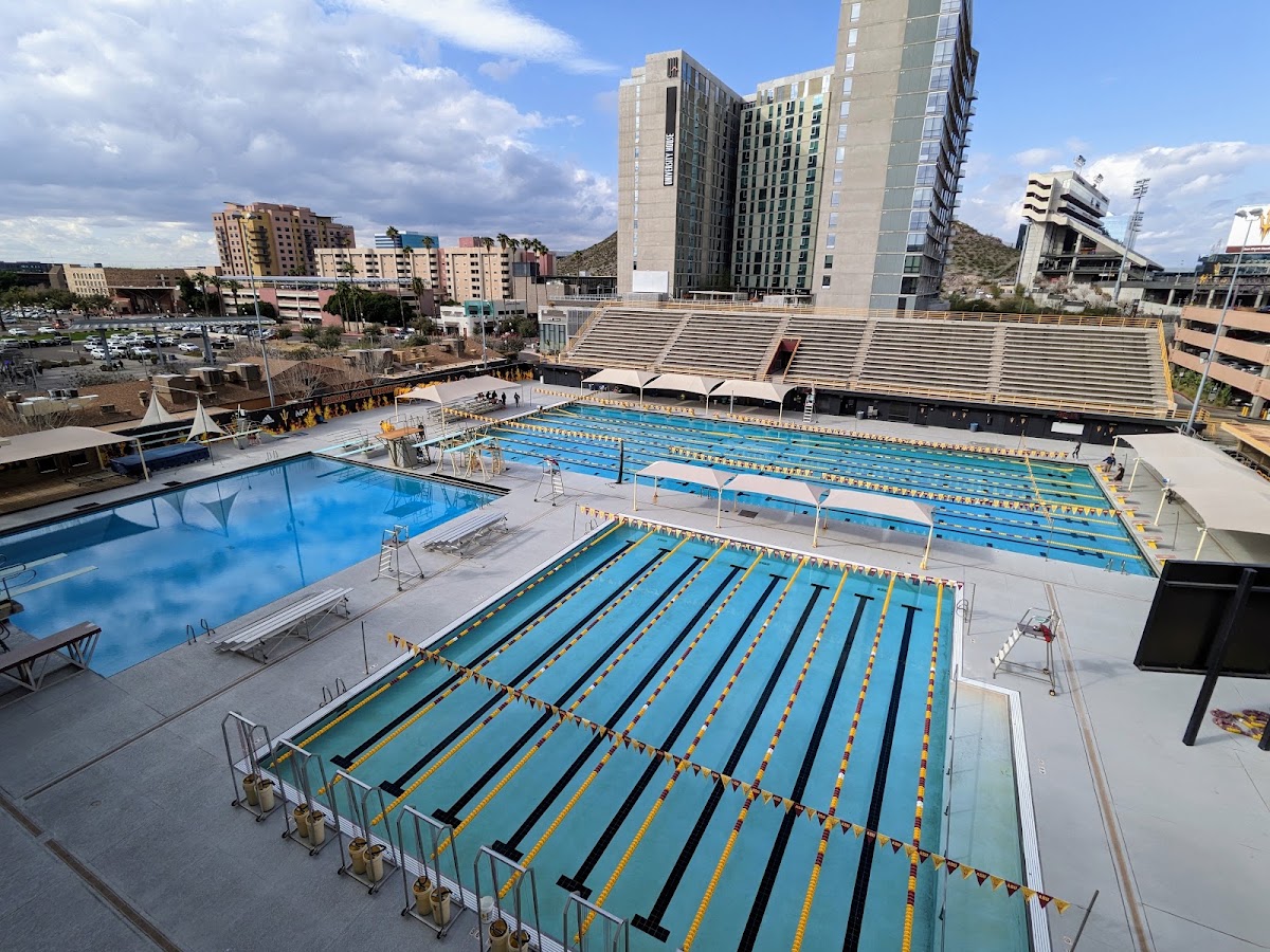 Mona Plummer Aquatic Complex
