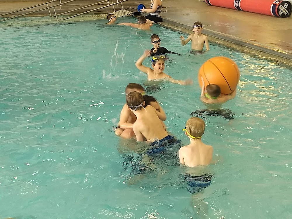 Montclair Pool