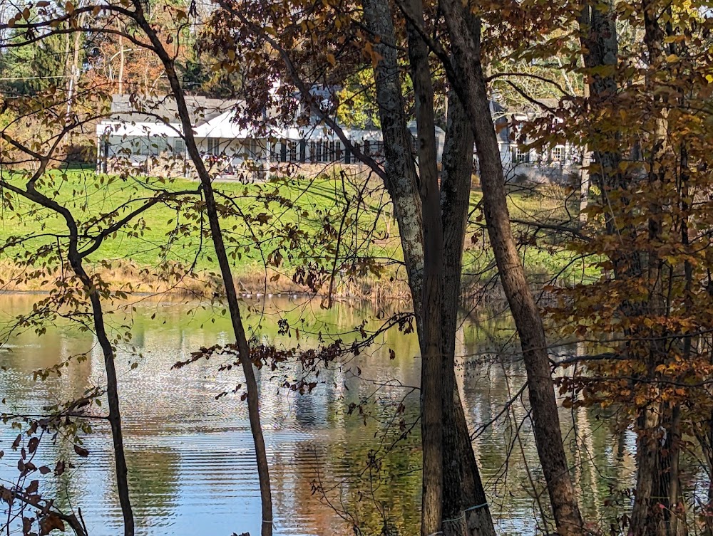 Mountain Lakes Pool