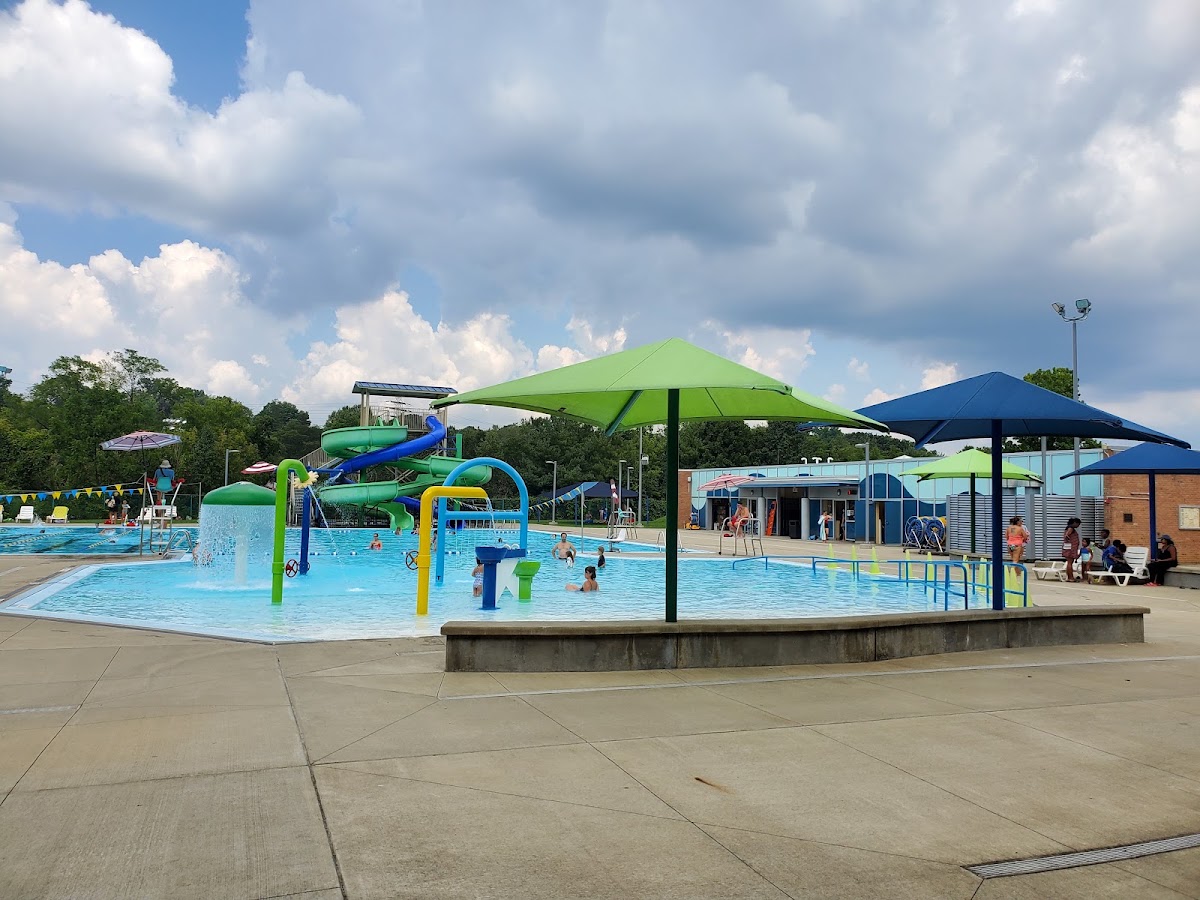 Mt. Lebanon Outdoor Swim Center