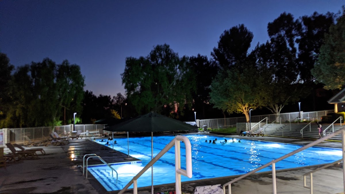 Northbridge Main Community Pool
