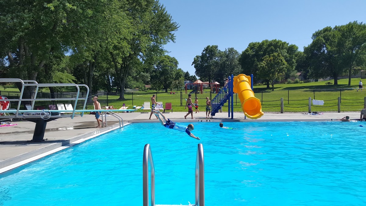 Oak Heights Swimming Pool