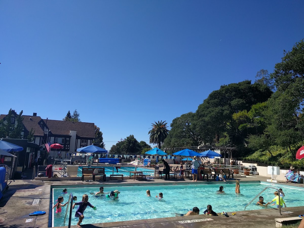 Piedmont Community Pool