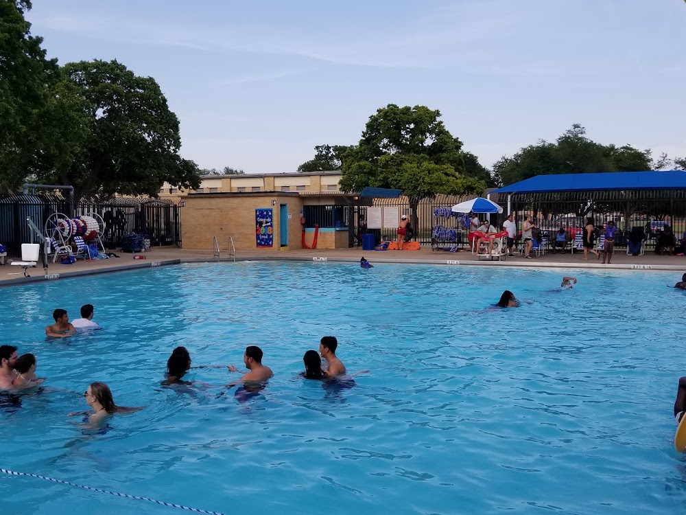 Pleasant Oaks Swimming Pool