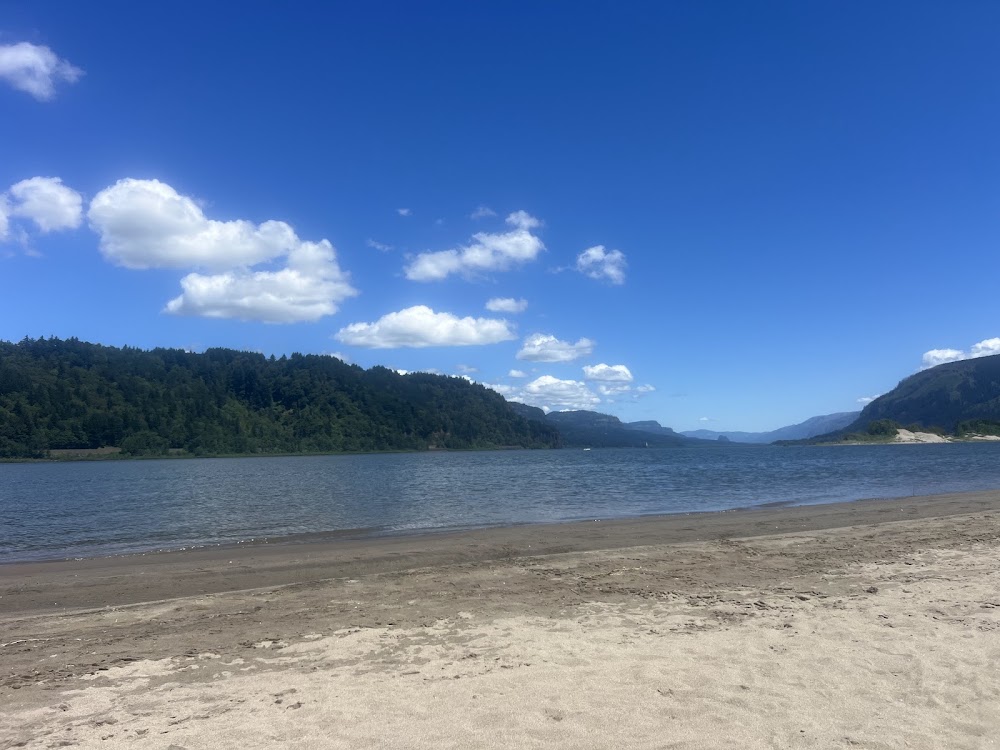 Rooster Rock Clothing Optional/Nude Beach