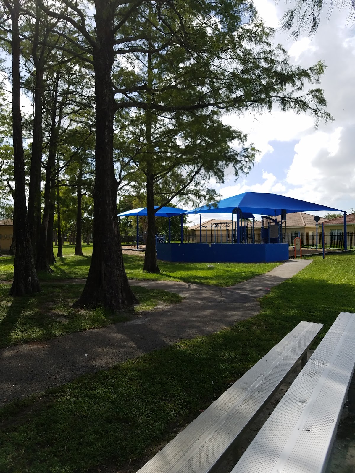The Lauderhill Aquatic Center @ John E Mullin Park