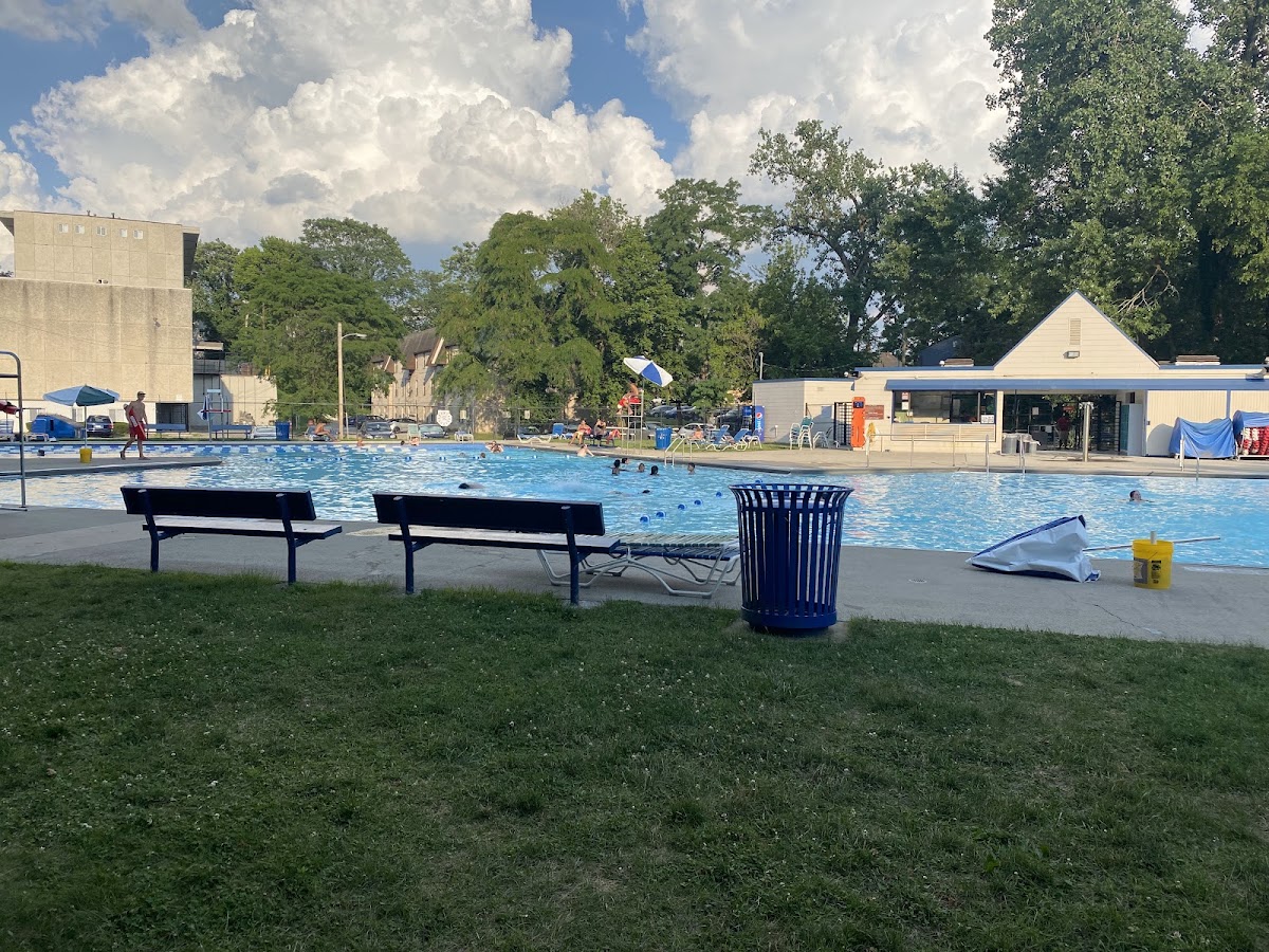 Tuttle Park Outdoor Pool