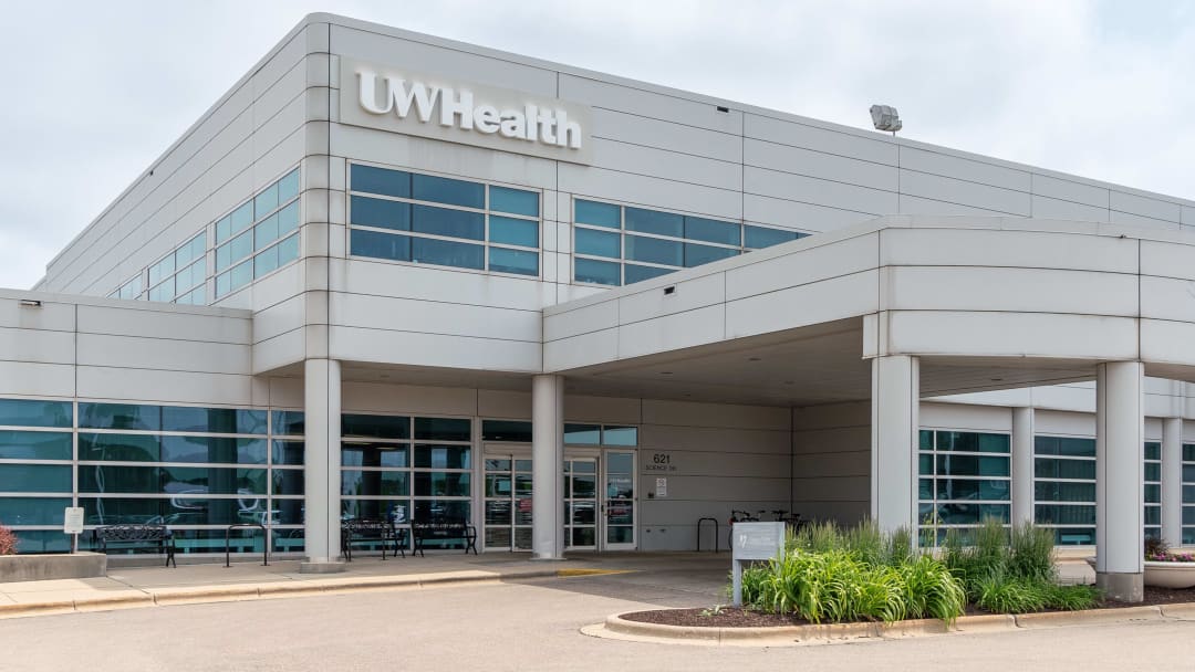 UW Health Science Dr Medical Center Aquatic Center