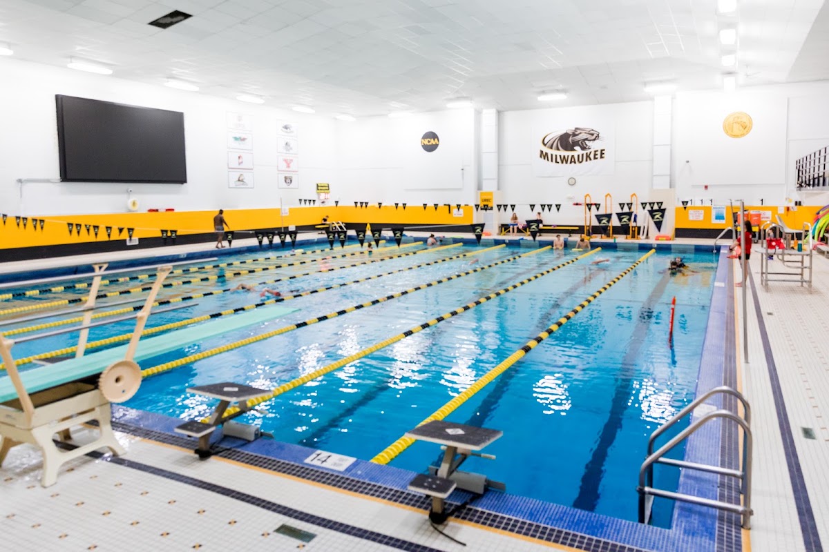 UWM Klotsche Center Natatorium (Pool)