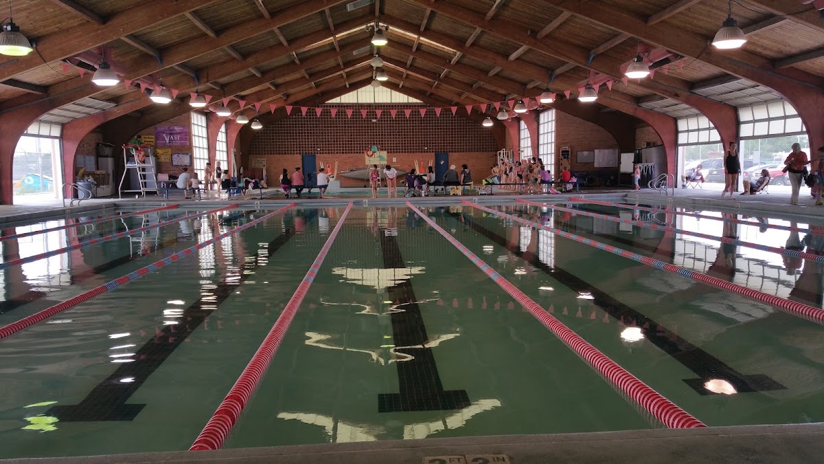 Valley Pool